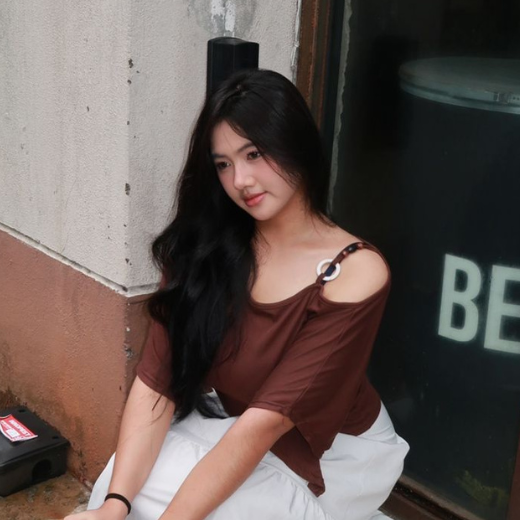 Seline Lam